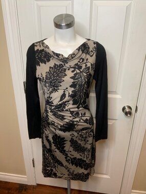 Diane Von Furstenberg Kirby Gray Black Long Sleeve Floral Mini Dress, Size 8
